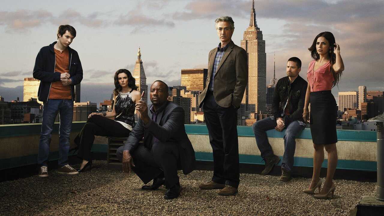 IN - Alphas (2011) 4