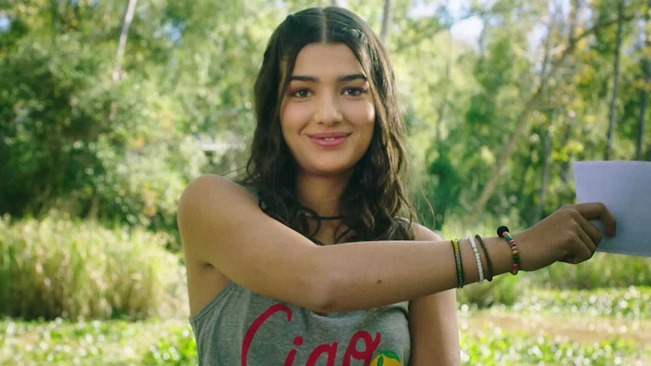 EN - Secrets Of Summer (2022) 2