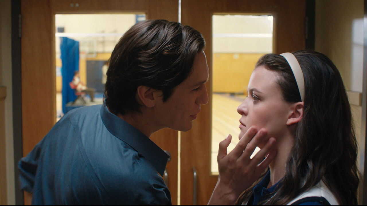 How to Lose a Popularity Contest (2026) 0