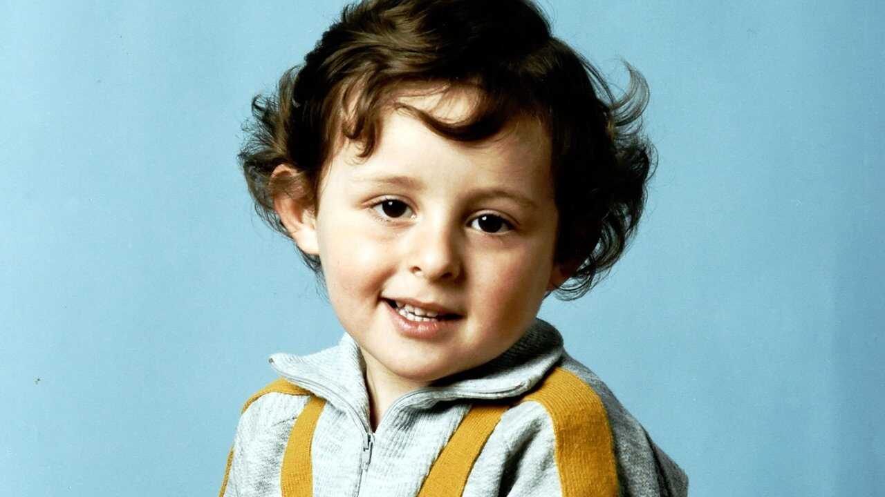 NL - WHO KILLED LITTLE GREGORY? (2019) 1