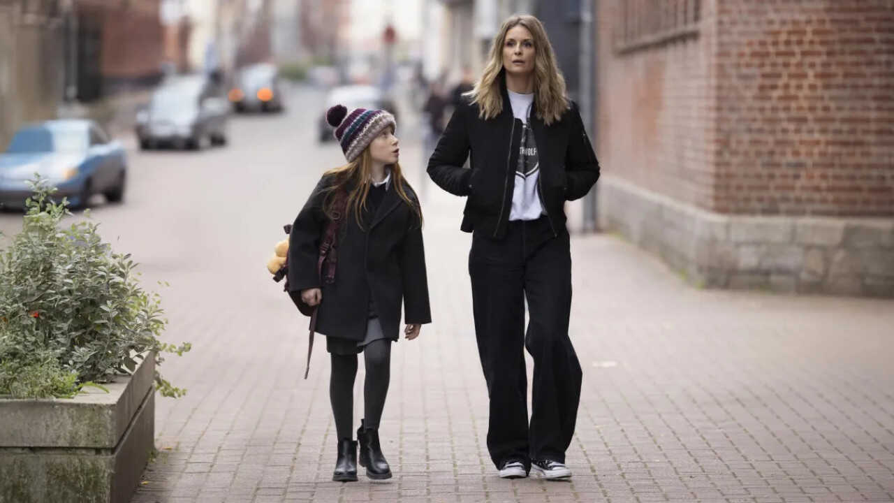 Soeurs et demie 0