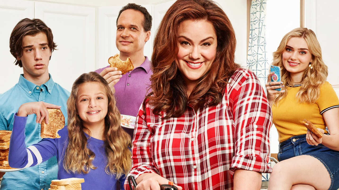 EN - American Housewife (2016) (US) 3