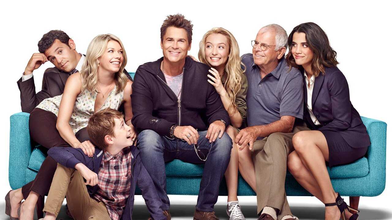 EN - The Grinder (2015) 0