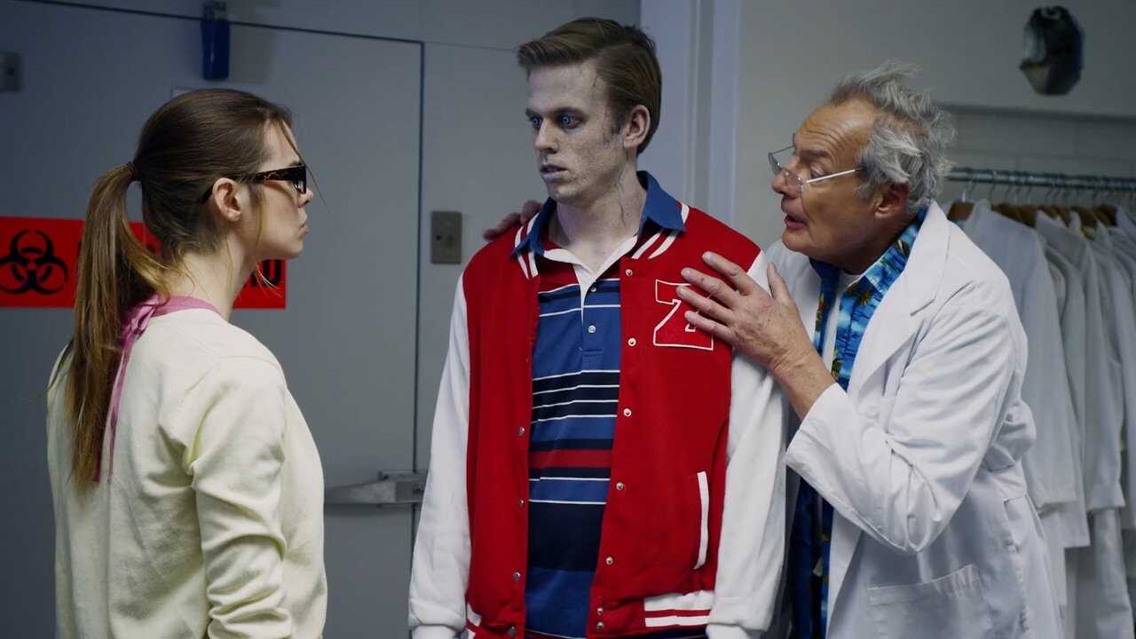 Fatti, Strafatti, Strazombie (2014) 0