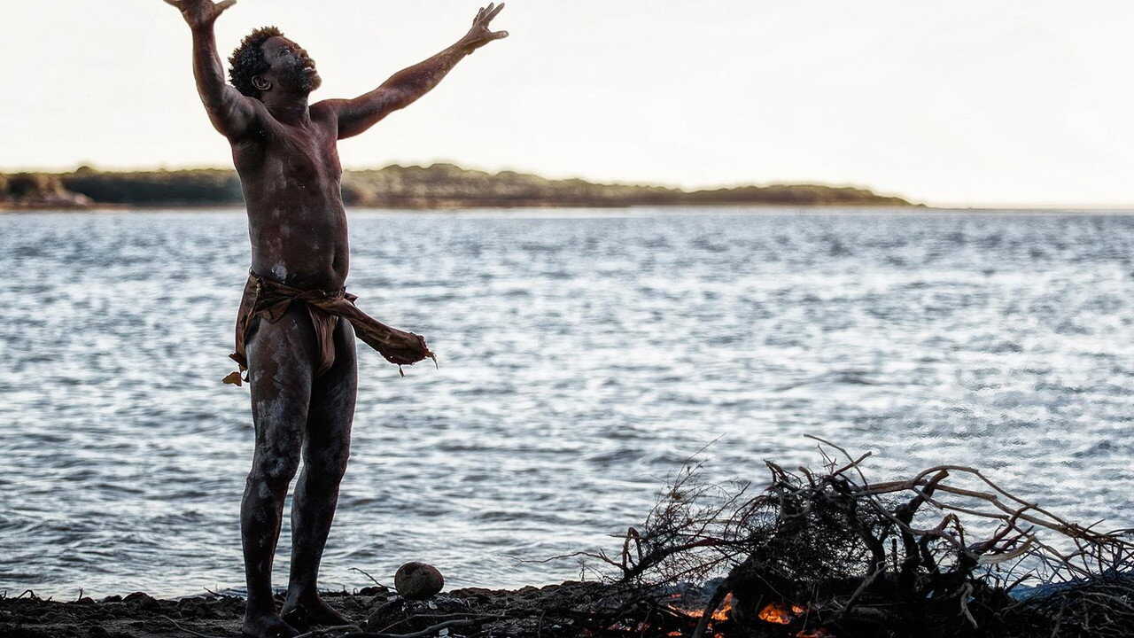 EN - First Peoples (2015) (FR) 1