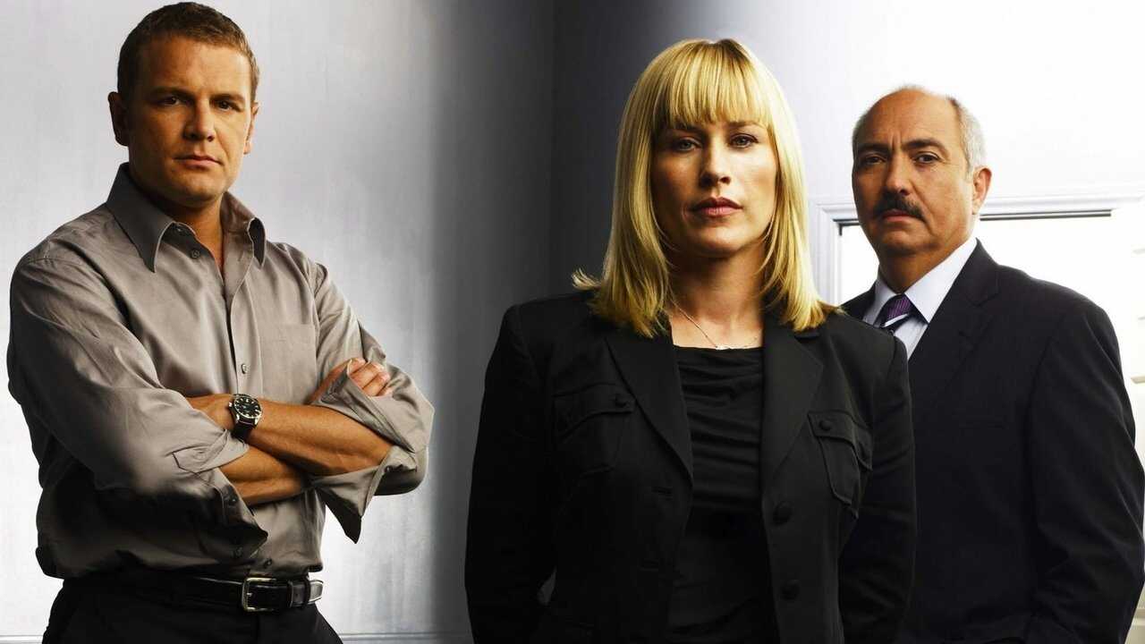 EN - Medium (2005) (US) 2