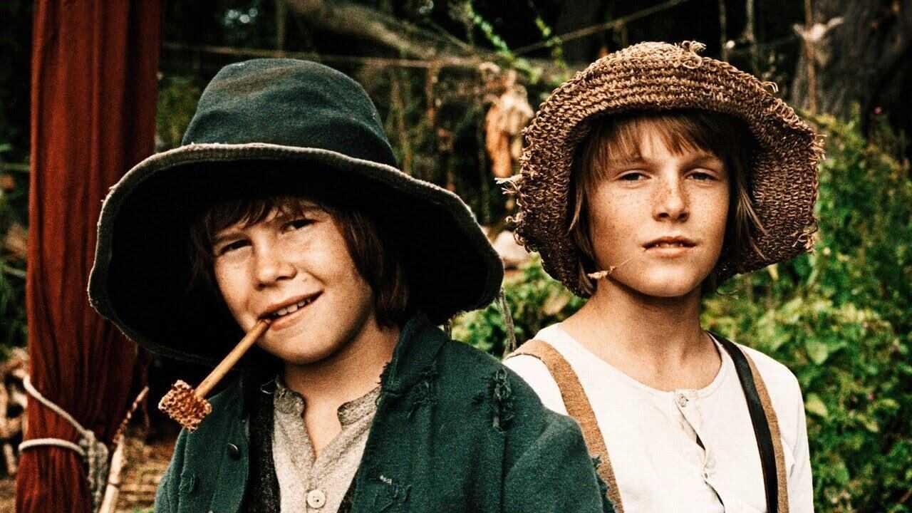 Tom Sawyer & Huckleberry Finn 0