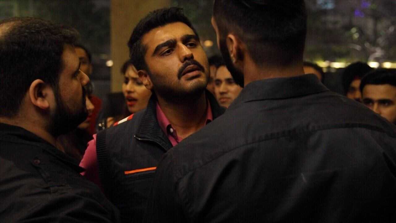 संदीप और पिंकी फरार 0