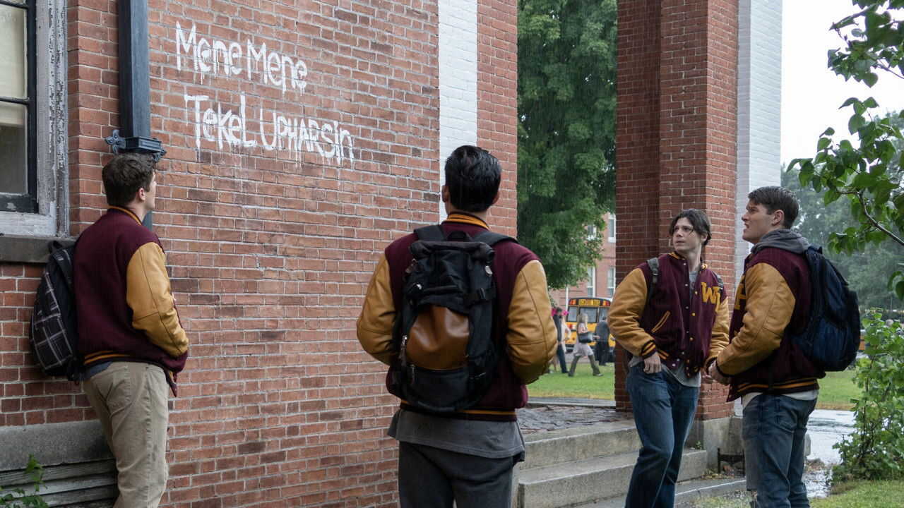 DE - The Society (2019) 3