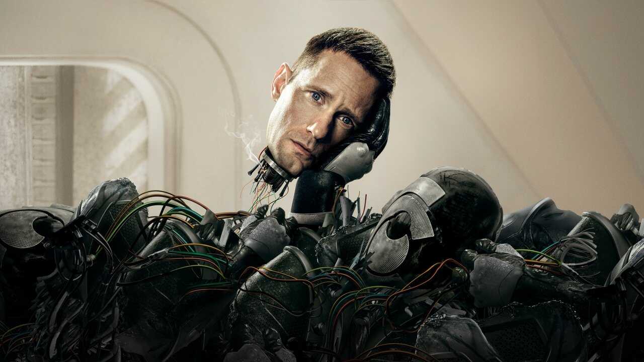 DE - Murderbot (2025) 1