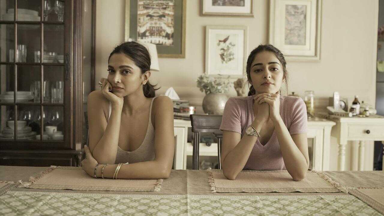 Gehraiyaan (2022) 0