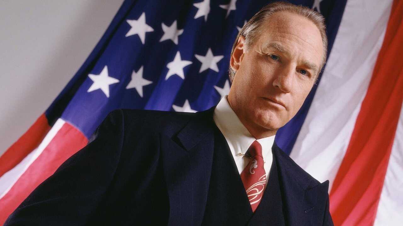 EN - The District (2000) 0