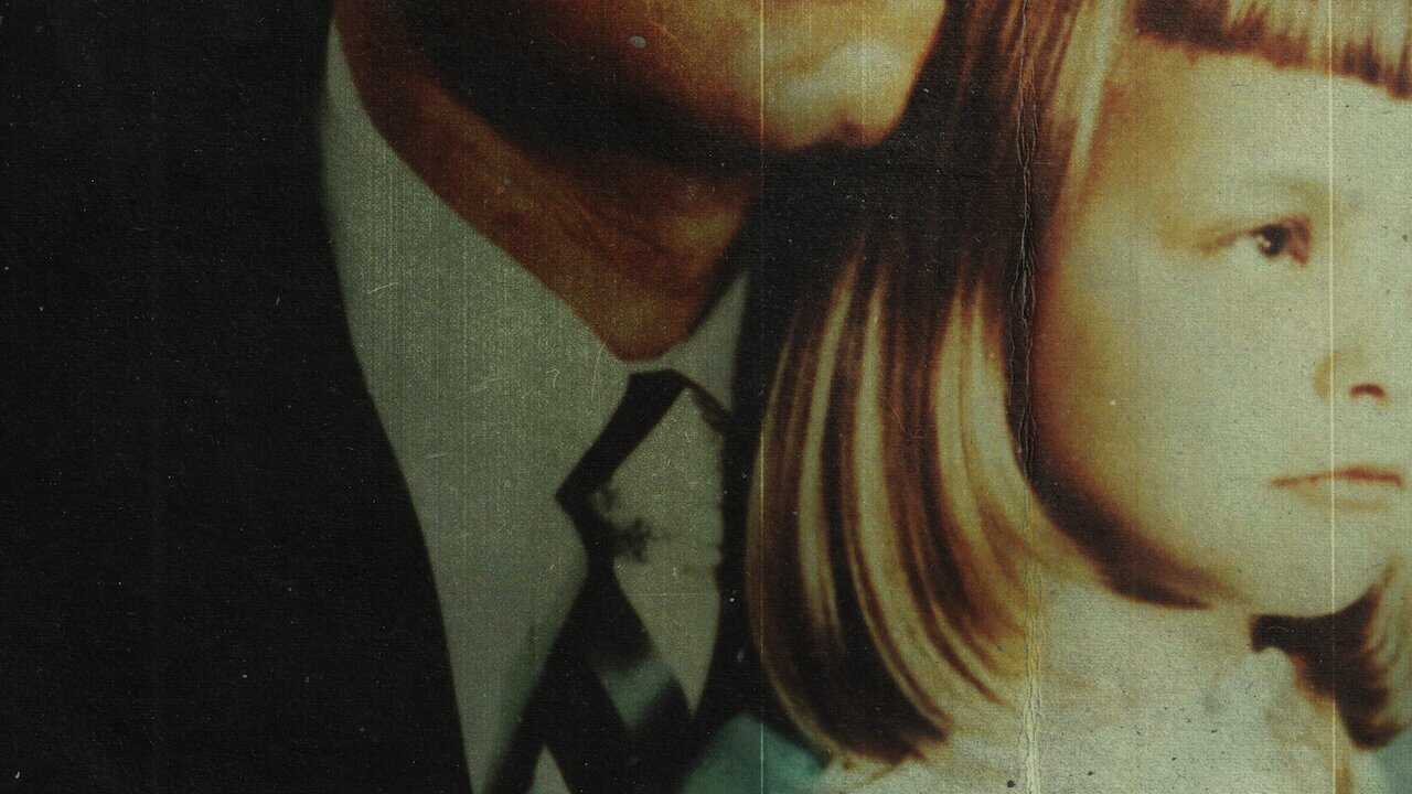Girl in the Picture 0