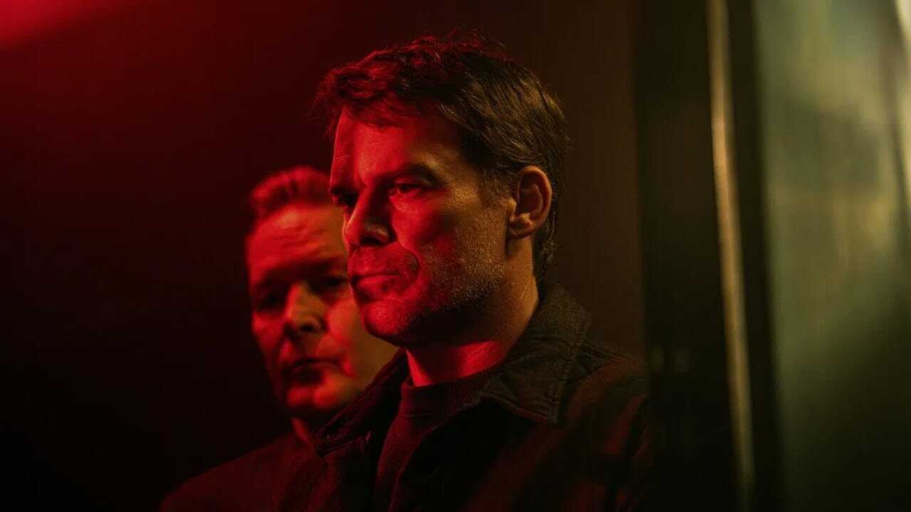 IR - Dexter: Resurrection دکستر رستاخیز (DUB) (2025) 4