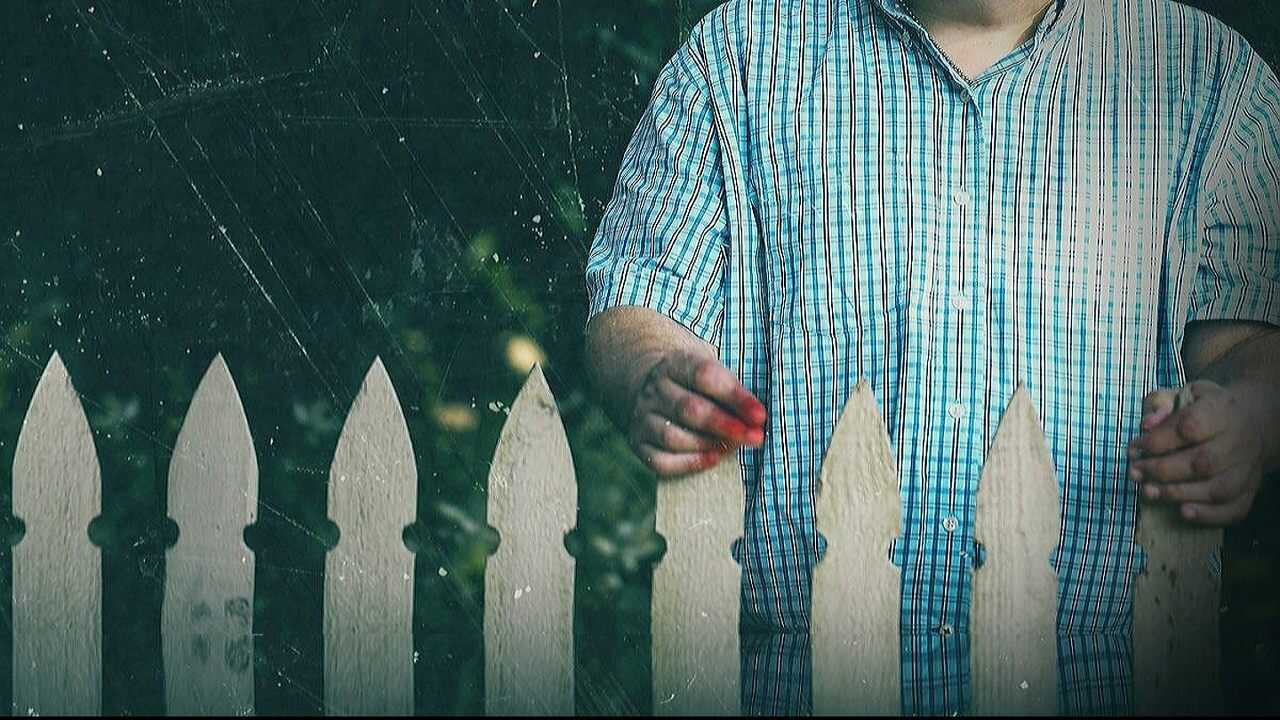 EN - Fear Thy Neighbor (2014) 2