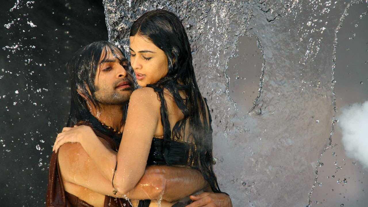 ഉറുമി 0