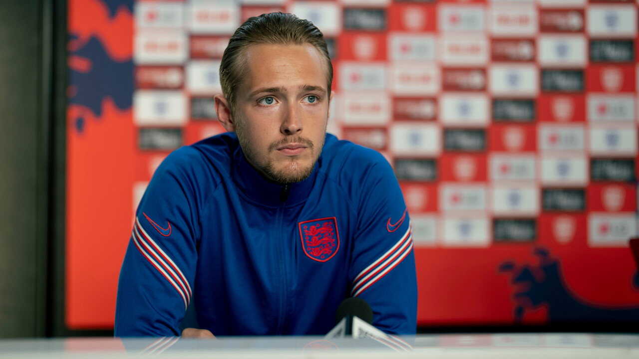 ES - Dear England (LQ) (2026) 4