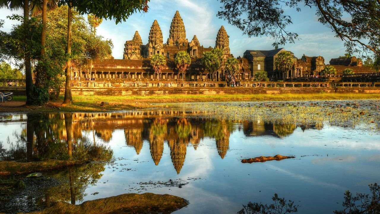 Angkor, le mystère des temples de bronze 0