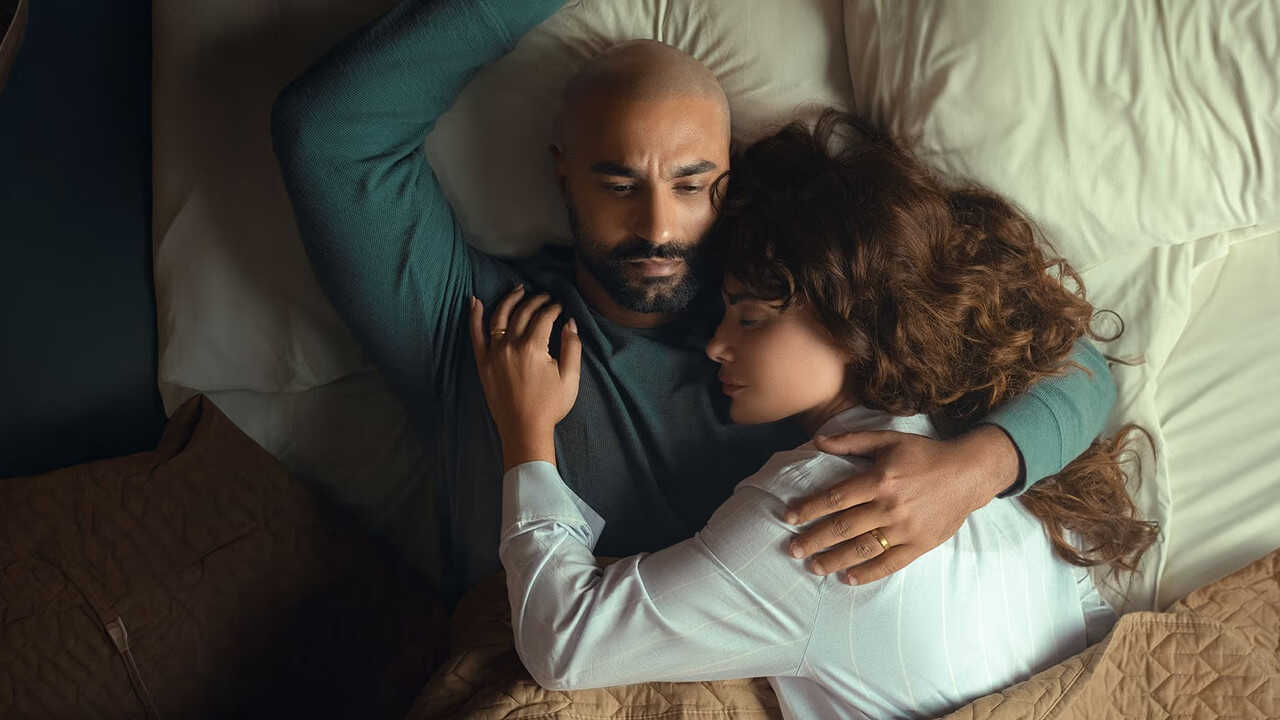 AR - مسلسل 220 يوم 0