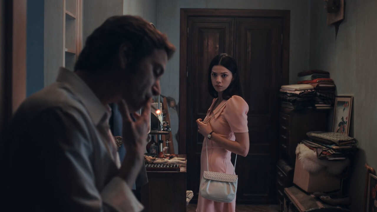 AR - مسلسل متحف البراءة مدبلج 1