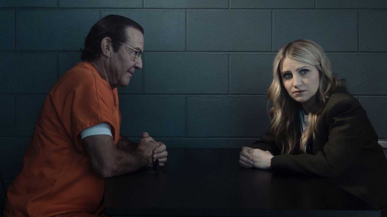 ES - Cara feliz: La historia de un asesino en serie (2025) 2