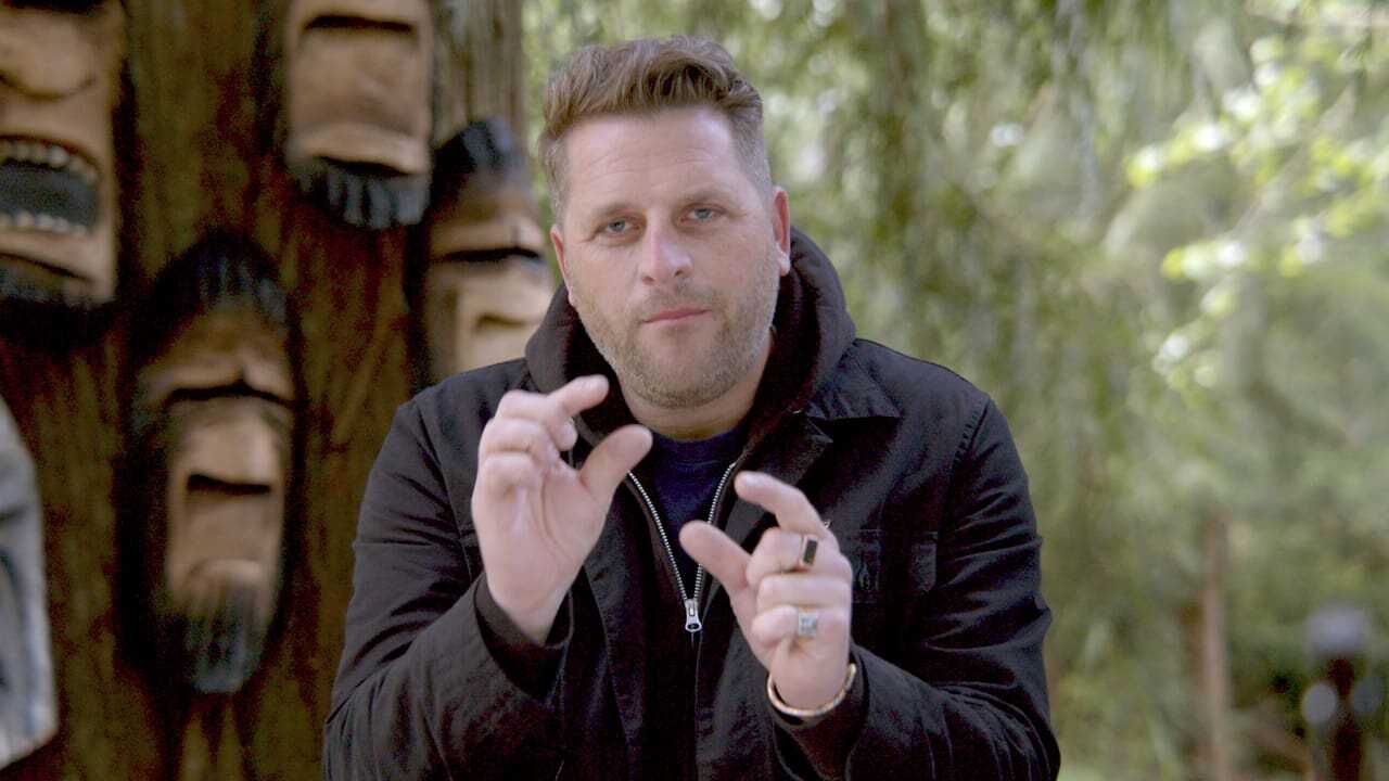 A Flash of Beauty: Bigfoot Revealed 0
