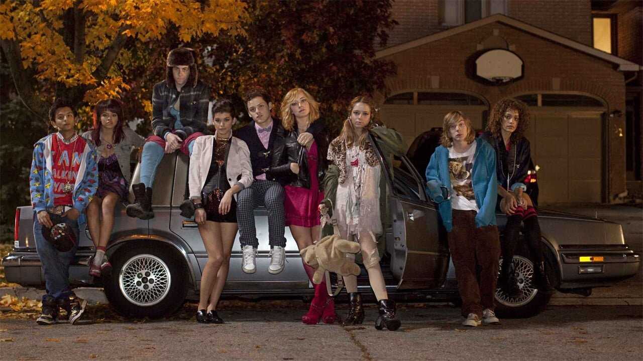 IN - Skins (2011) 1