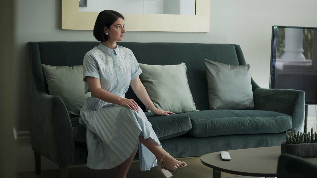 IN - Behind Her Eyes (2021) (GB) 1