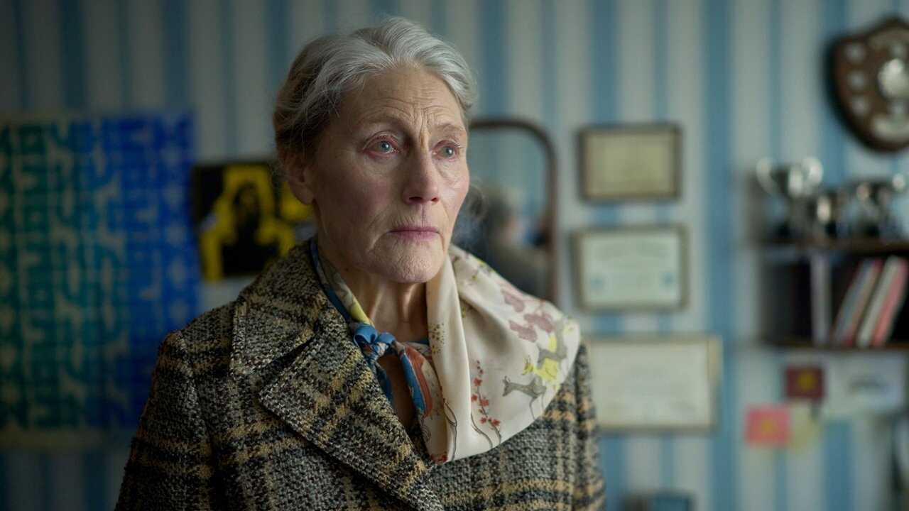 EN - This Town (2024) 4
