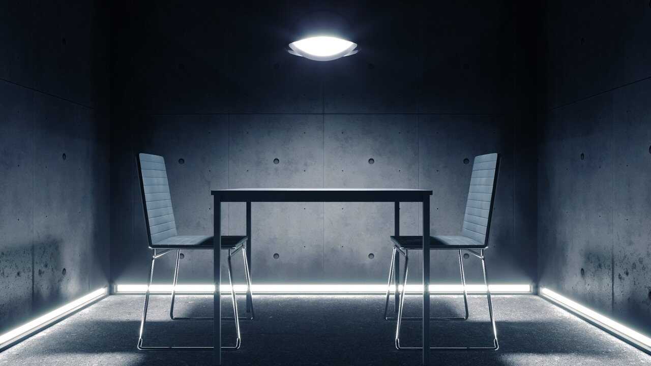 AR - Interrogation (2020) 2