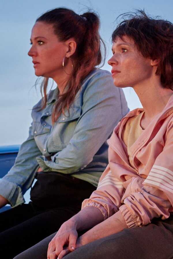 Sweethearts (2019) 0