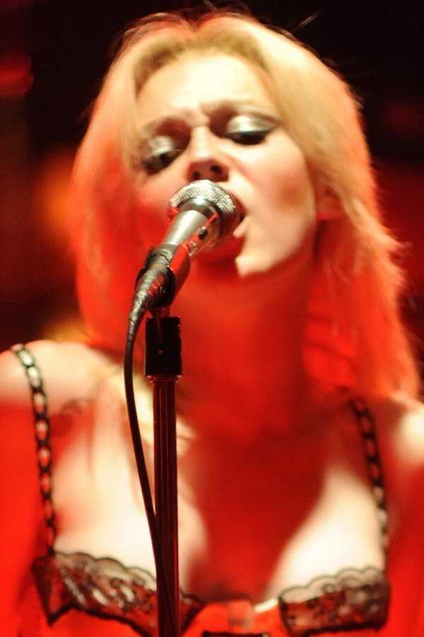 The Runaways (2010) 0