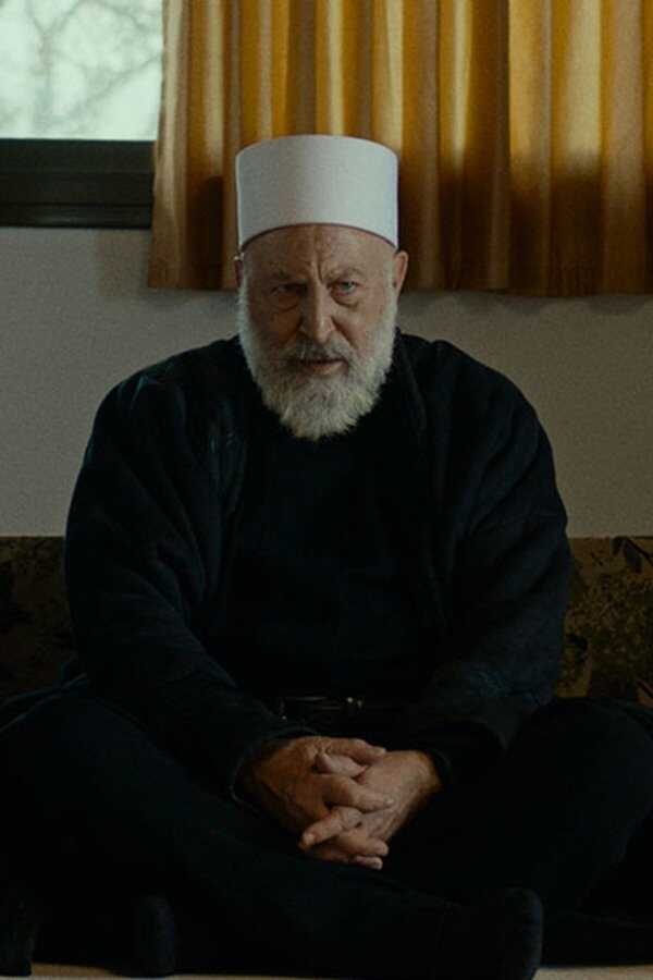 طعم التفاح أحمر (2022) 0
