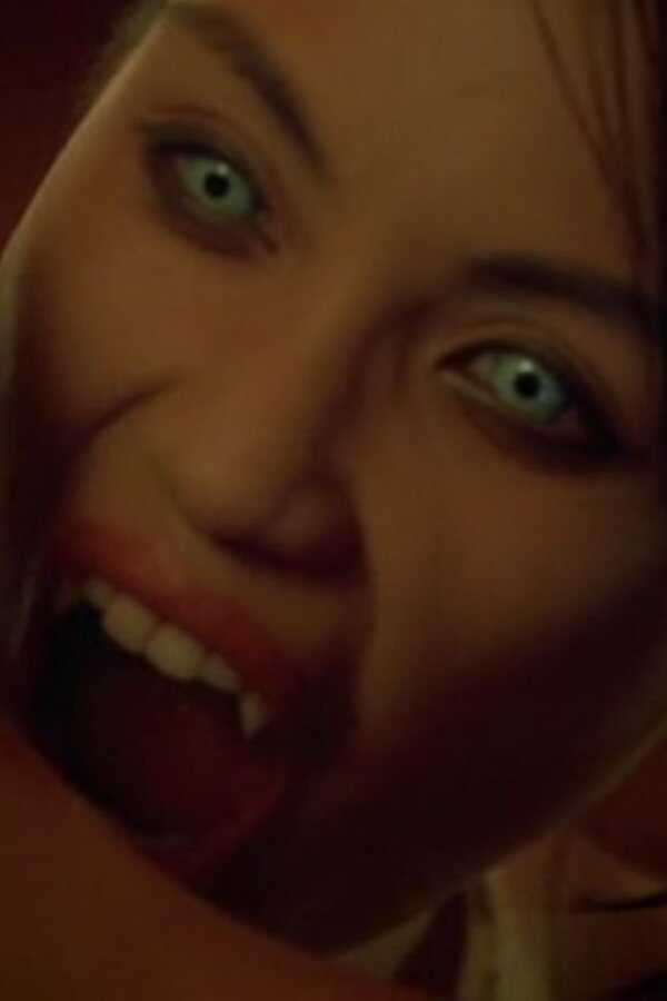 Vampires: The Turning (2005) 0