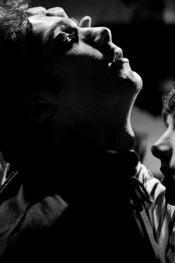 A Girl Walks Home Alone at Night (2014) 0