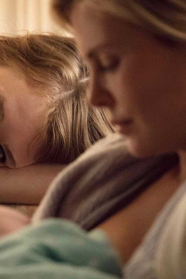 Tully (2018) 0
