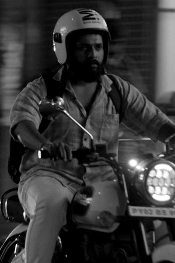 Black 'n' White (2023) 0