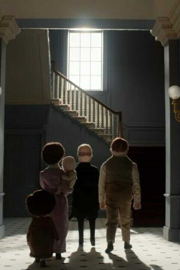 The House (2022) 0