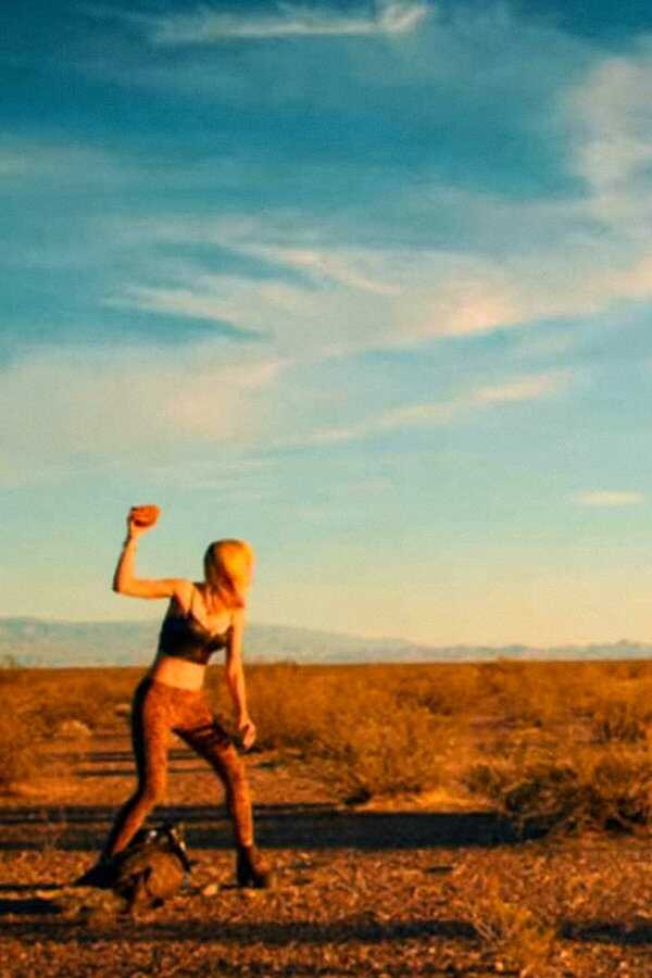 It Stains the Sands Red (2016) 0