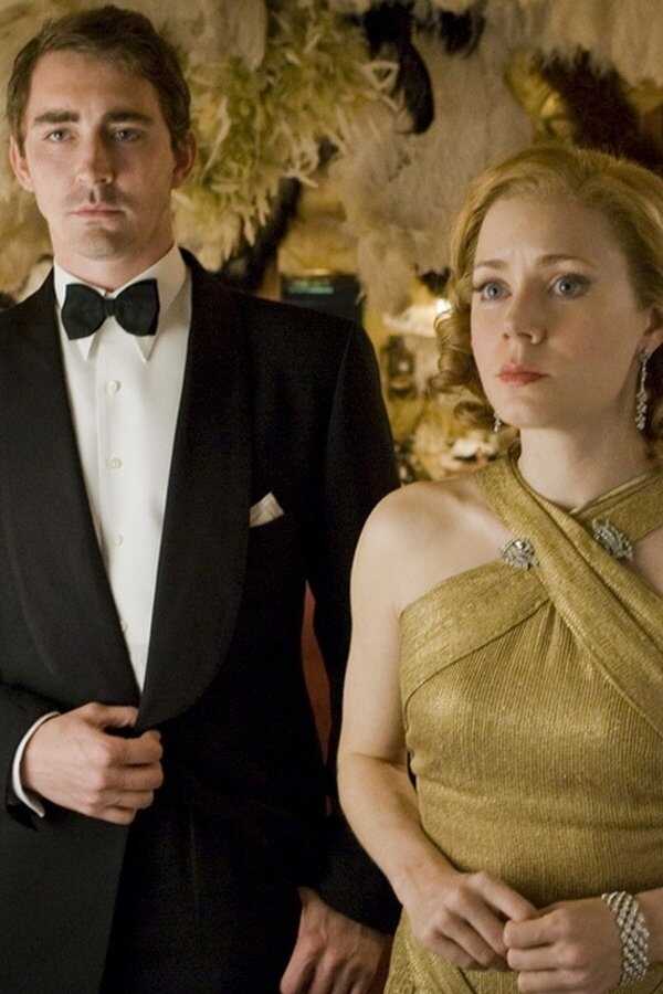 Miss Pettigrew Lives for a Day (2008) 0