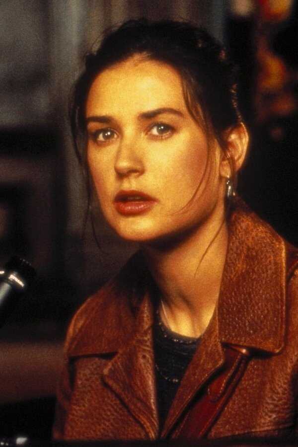 Den edsvurna (1996) 0