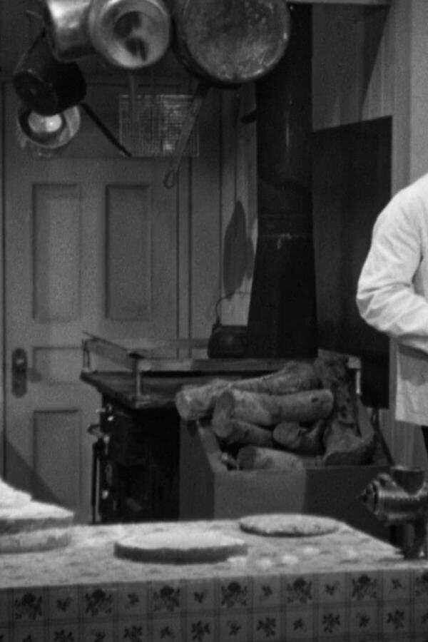 The Naughty Nineties (1945) 0