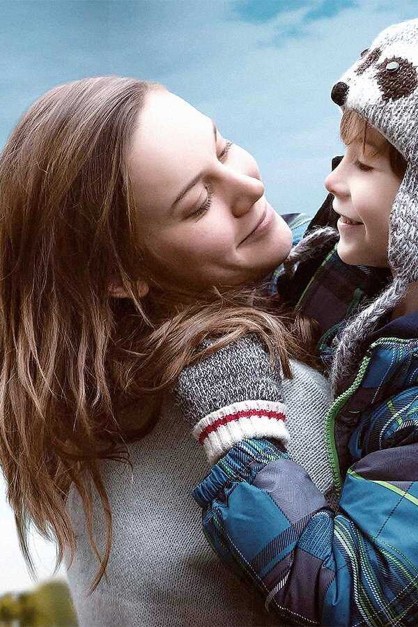 Room (2015) 0