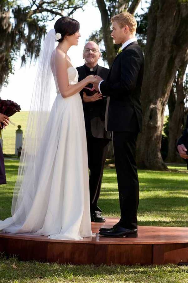 Love, Wedding, Marriage (2011) 0