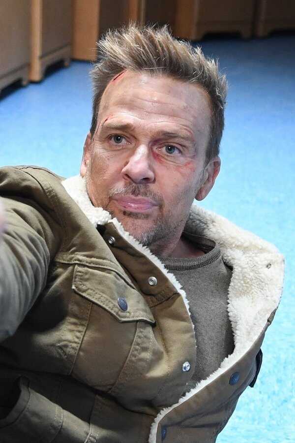 Asalto al hospital (2021) 0