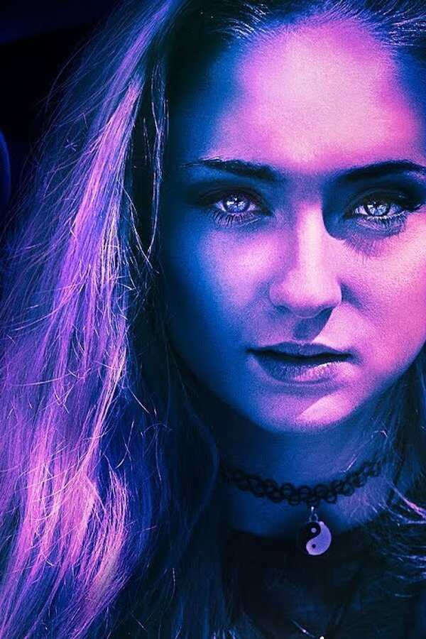 Josie (2018) 0
