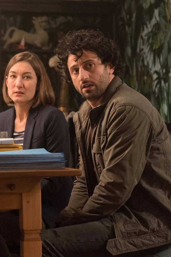 Unheimlich perfekte Freunde (2019) 0