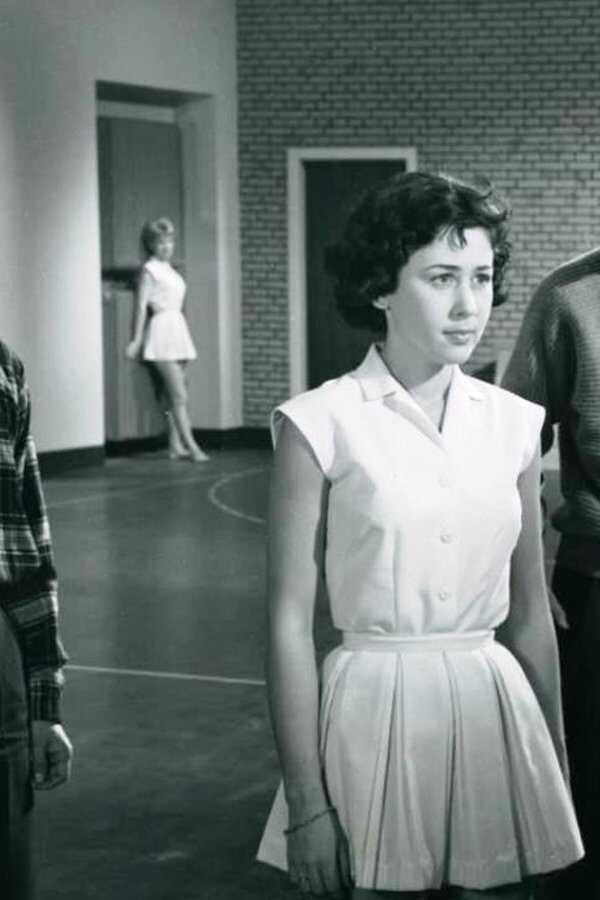 Gymnasiepigen (1960) 0