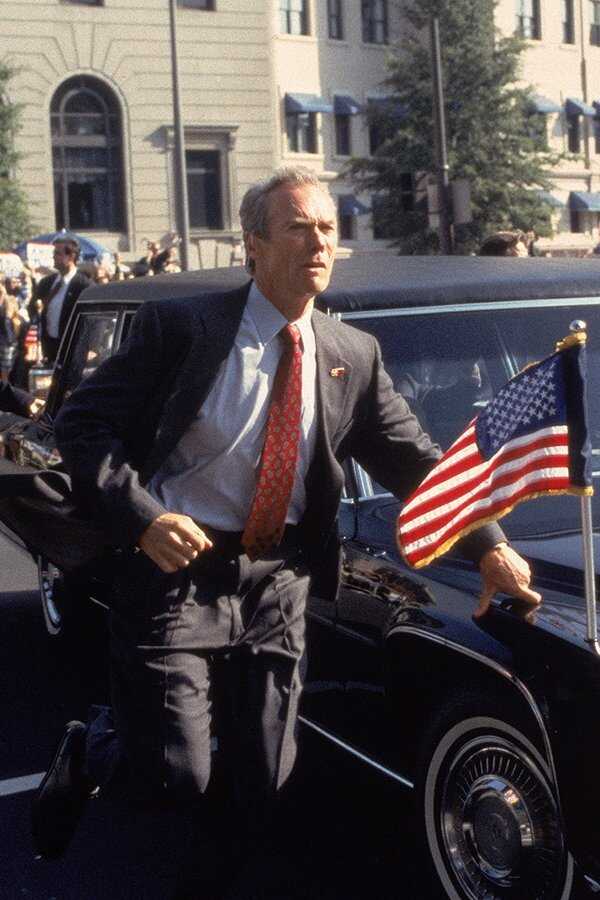 In the Line of Fire (1993) 0