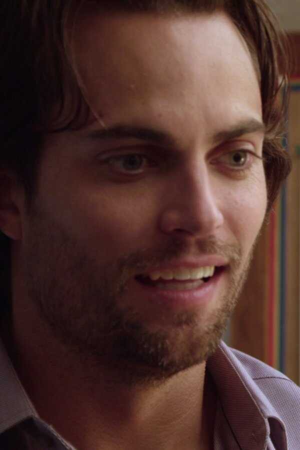 Home Run (2013) 0